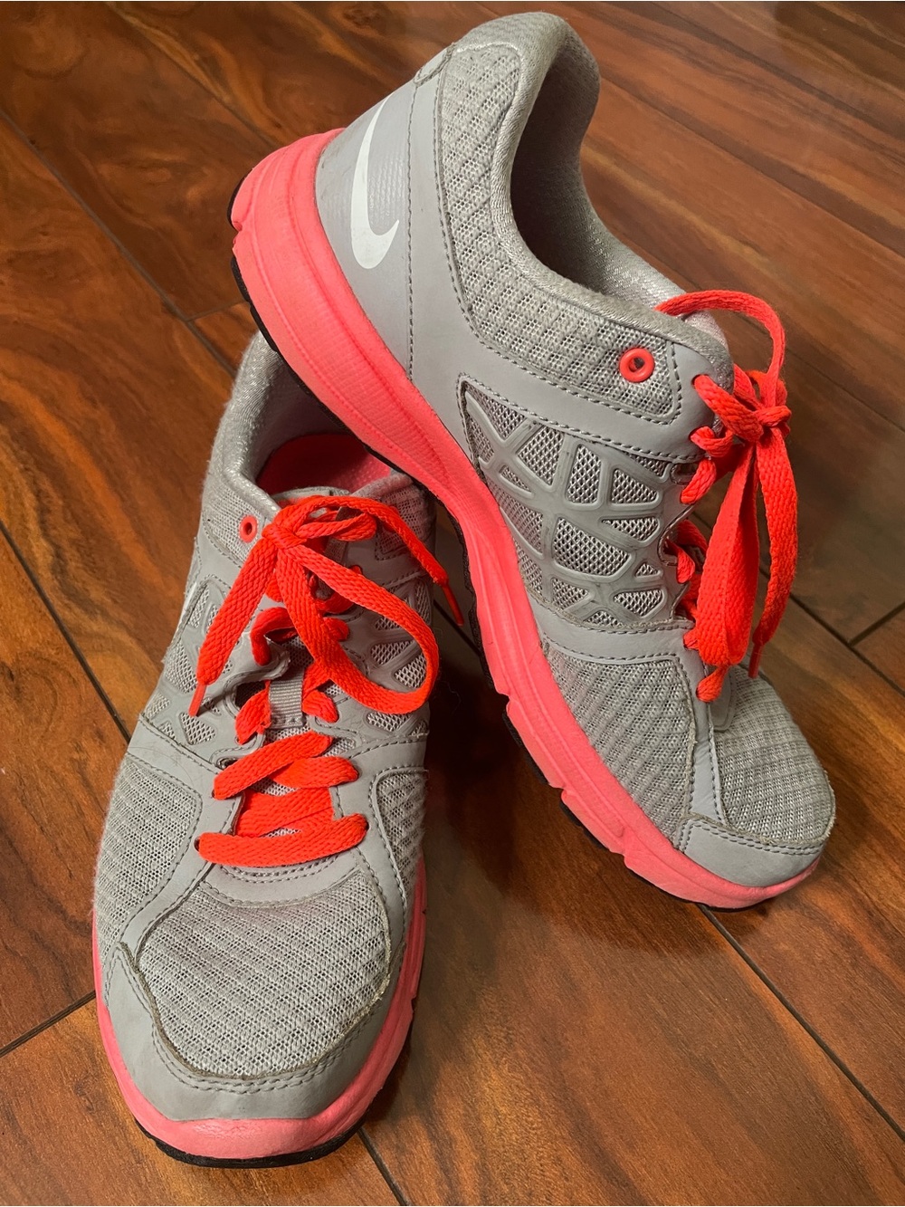 Nike Air Relentless 2 Running Shoe - Picture 5 of 8